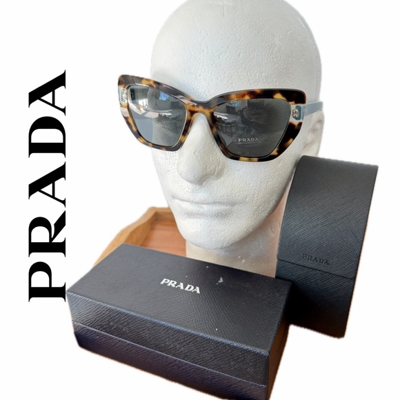 Prada Catwalk Sunglasses PR 08VS 4726Q0 Havana Turquoise Cheetah 55mm Luxury‎
